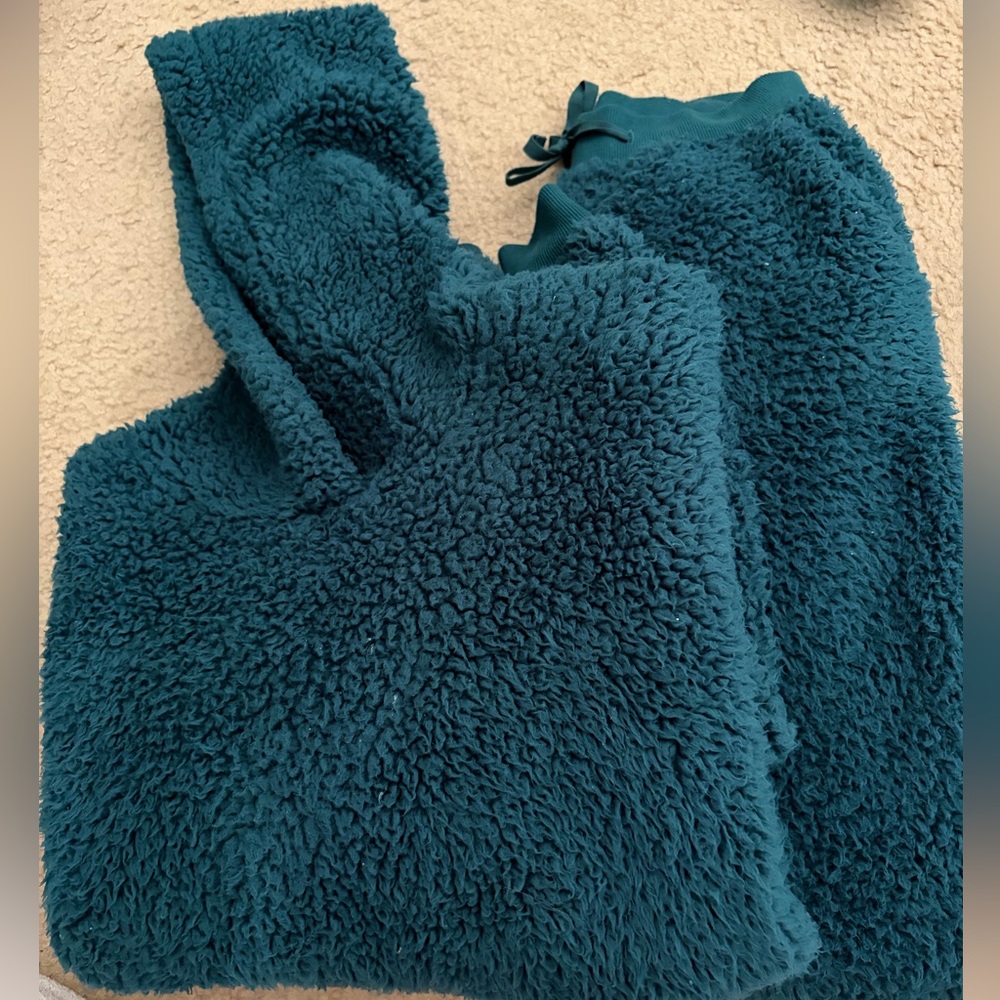Cozy Teal Sherpa Hoodie and Joggers Set